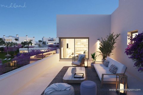 Apartment for sale in Estepona, Malaga, Spain 4 bedrooms, 140 sq.m. No. 56679 - photo 1