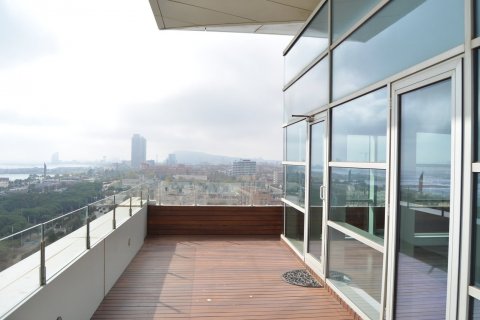 Penthouse for sale in Barcelona, Spain 2 bedrooms, 152 sq.m. No. 55835 - photo 4