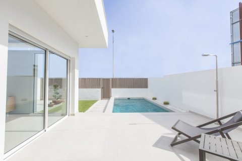 Villa for sale in Santiago de la Ribera, Murcia, Spain 3 bedrooms, 110 sq.m. No. 56463 - photo 12