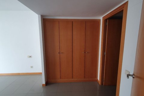 Apartment for sale in Barcelona, Spain 1 bedroom, 75 sq.m. No. 56923 - photo 13