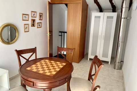 Bungalow for sale in La Nucia, Alicante, Spain 5 bedrooms, 249 sq.m. No. 56789 - photo 17