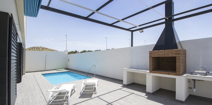 Villa in Ciudad Quesada, Alicante, Spain 3 bedrooms, 101 sq.m. No. 58193