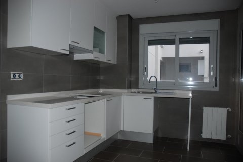 Apartment for sale in Elche, Alicante, Spain 4 bedrooms, 134 sq.m. No. 58148 - photo 5
