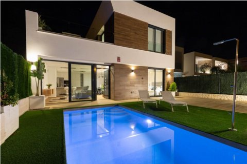 Villa for sale in El Campello, Alicante, Spain 3 bedrooms, 220 sq.m. No. 58003 - photo 4