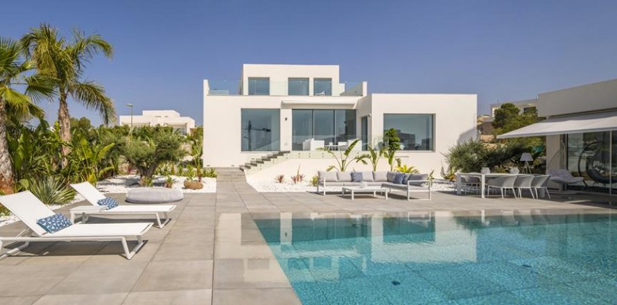 Villa in San Miguel de Salinas, Alicante, Spain 4 bedrooms, 480 sq.m. No. 58466