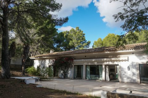 Villa for rent in Son Vida, Mallorca, Spain 4 bedrooms, 550 sq.m. No. 32278 - photo 11