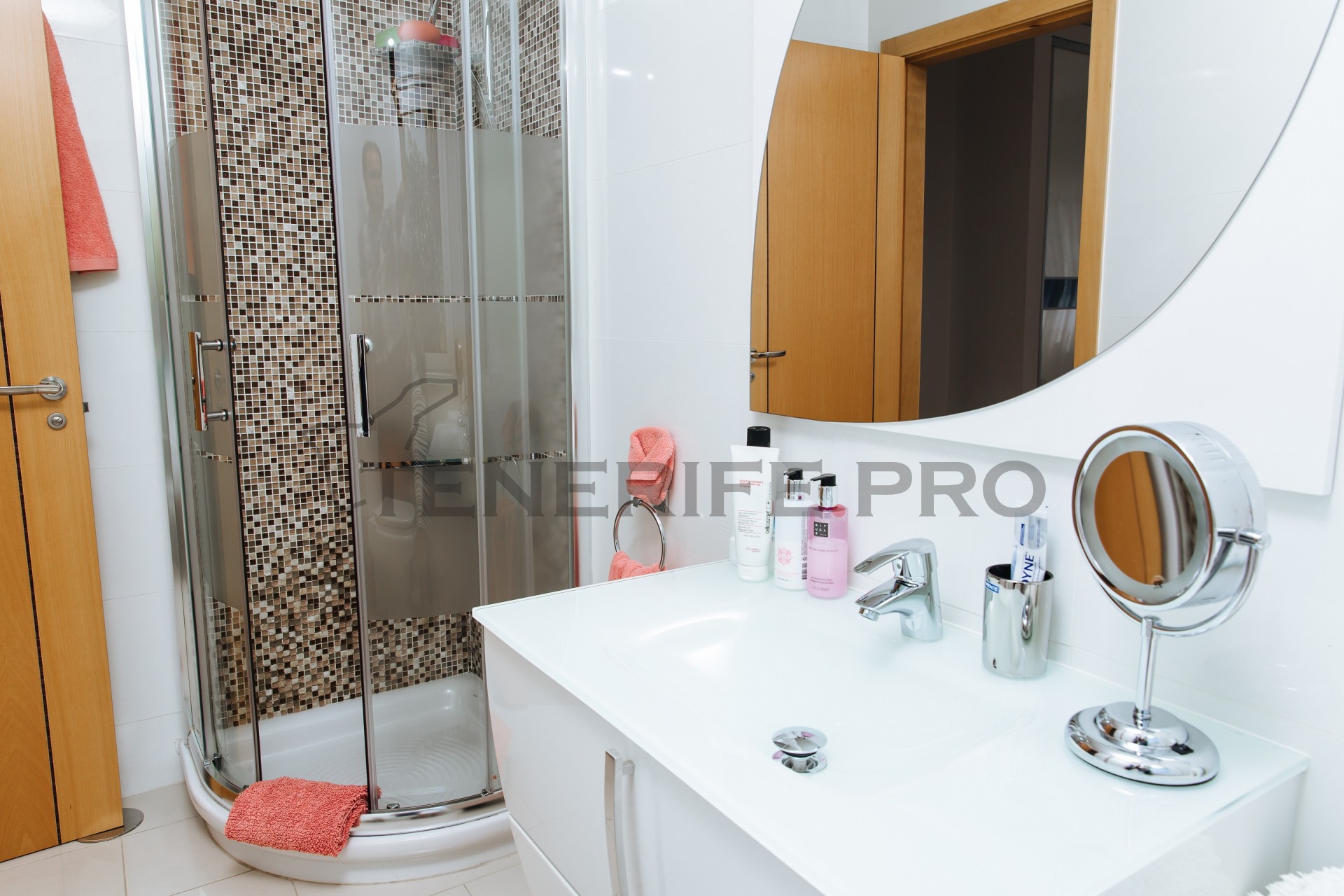 Villa Adeje, Tenerife, Spānijā 5 istabas, 321 m2 Nr. 57825