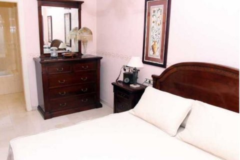 Bungalow for sale in San Juan, Alicante, Spain 4 bedrooms, 260 sq.m. No. 58346 - photo 7