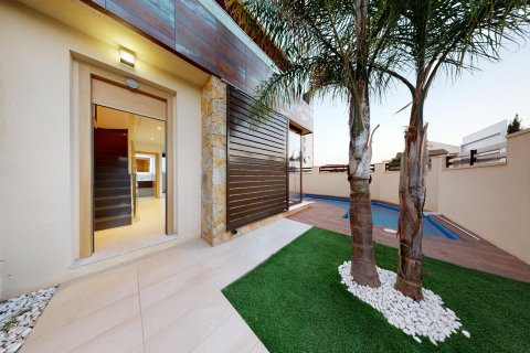 Villa for sale in San Pedro del Pinatar, Murcia, Spain 2 bedrooms, 96 sq.m. No. 58587 - photo 3