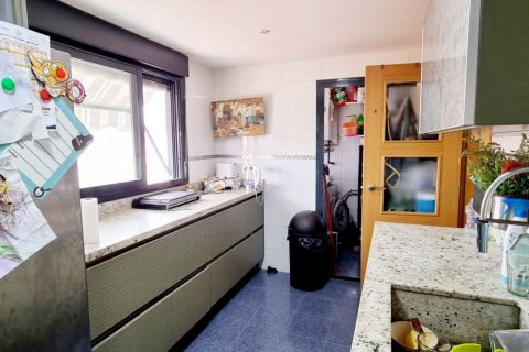 Apartment for sale in Alicante, Spain 3 bedrooms, 167 sq.m. No. 58909 - photo 7