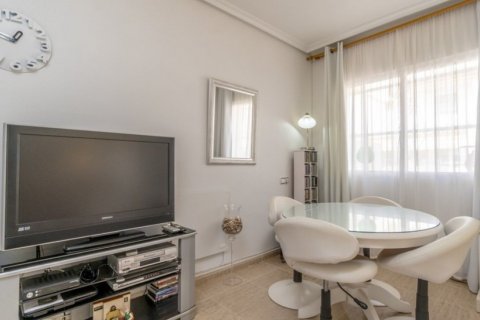 Townhouse for sale in Campoamor, Alicante, Spain 2 bedrooms, 71 sq.m. No. 58644 - photo 5
