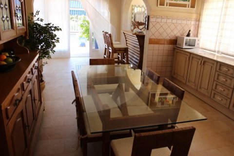 Villa for sale in El Campello, Alicante, Spain 4 bedrooms, 400 sq.m. No. 58953 - photo 8