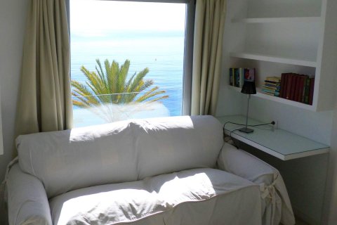 Apartment for sale in Alicante, Spain 3 bedrooms, 107 sq.m. No. 58366 - photo 10