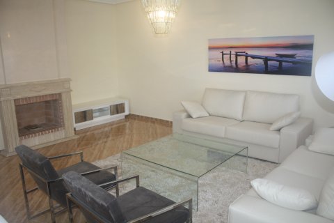 Villa for sale in Torrevieja, Alicante, Spain 3 bedrooms, 319 sq.m. No. 58800 - photo 4