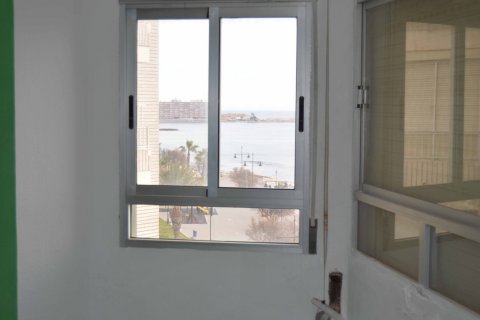 Apartment for sale in Torrevieja, Alicante, Spain 3 bedrooms, 120 sq.m. No. 58339 - photo 3