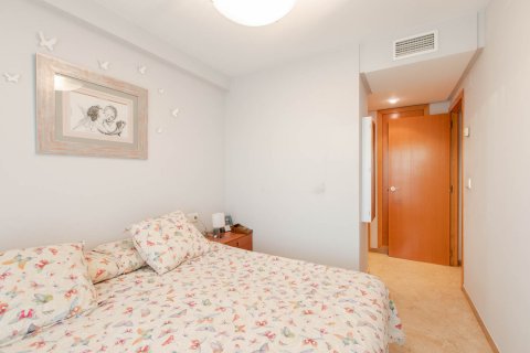 Apartment for sale in Valencia, Spain 3 bedrooms, 121 sq.m. No. 59456 - photo 12