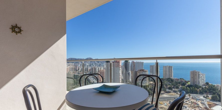 Apartment in Benidorm, Alicante, Spain 2 bedrooms, 74 sq.m. No. 58418