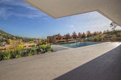 Villa for sale in Barcelona, Spain 5 bedrooms, 635 sq.m. No. 58527 - photo 10