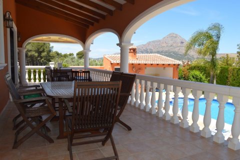 Villa for sale in Javea, Alicante, Spain 5 bedrooms, 400 sq.m. No. 58726 - photo 2