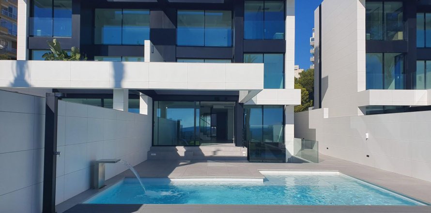Villa in San Juan, Alicante, Spain 4 bedrooms, 450 sq.m. No. 57994