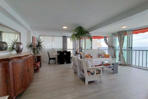 Apartment for sale in Benidorm, Alicante, Spain 3 bedrooms, 130 sq.m. No. 59394 - photo 3