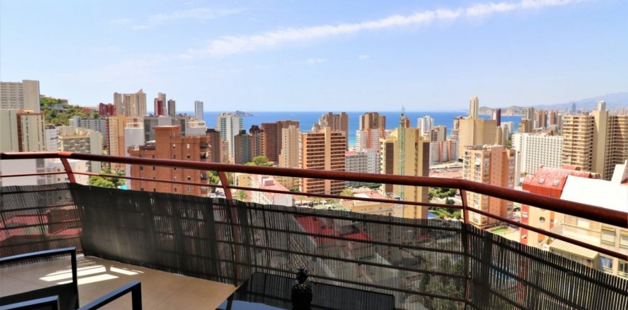 Apartment in Benidorm, Alicante, Spain 2 bedrooms, 69 sq.m. No. 58967