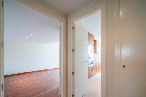 Apartment for sale in Madrid, Spain 2 bedrooms, 115 sq.m. No. 58875 - photo 6