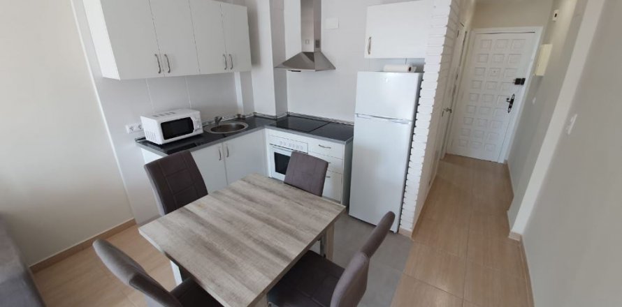 Apartment in Calpe, Alicante, Spain 2 bedrooms, 70 sq.m. No. 58752