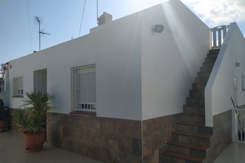 Townhouse for sale in Torrevieja, Alicante, Spain 3 bedrooms, 90 sq.m. No. 59063 - photo 5