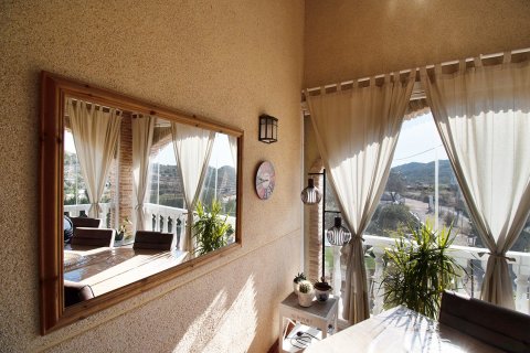 Villa for sale in Alhama de Murcia, Murcia, Spain 4 bedrooms, 210 sq.m. No. 58621 - photo 5
