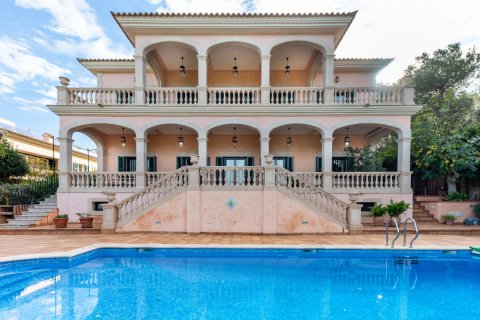 Villa for sale in Llucmajor, Mallorca, Spain 5 bedrooms, 850 sq.m. No. 59549 - photo 1