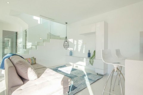 Villa for sale in Torrevieja, Alicante, Spain 3 bedrooms, 117 sq.m. No. 58256 - photo 8