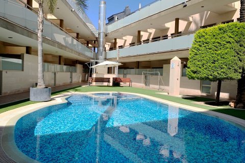 Townhouse for sale in Pilar de la Horadada, Alicante, Spain 3 bedrooms, 278 sq.m. No. 58194 - photo 1