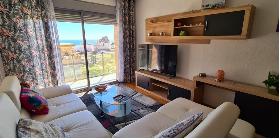 Apartment in El Campello, Alicante, Spain 4 bedrooms, 185 sq.m. No. 59178