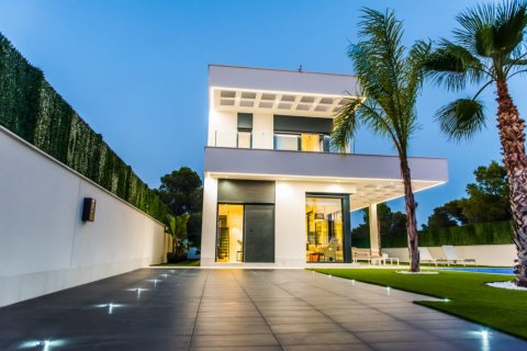 Villa for sale in Benidorm, Alicante, Spain 3 bedrooms, 145 sq.m. No. 58004 - photo 7