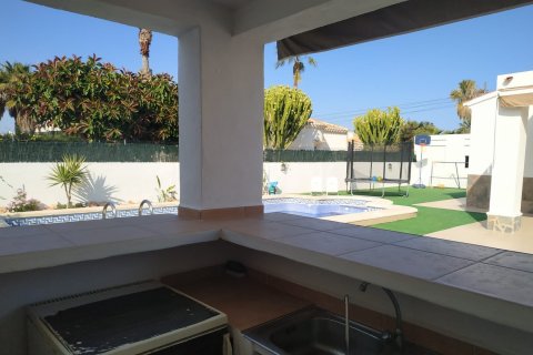 Townhouse for sale in Torrevieja, Alicante, Spain 3 bedrooms, 90 sq.m. No. 59063 - photo 9