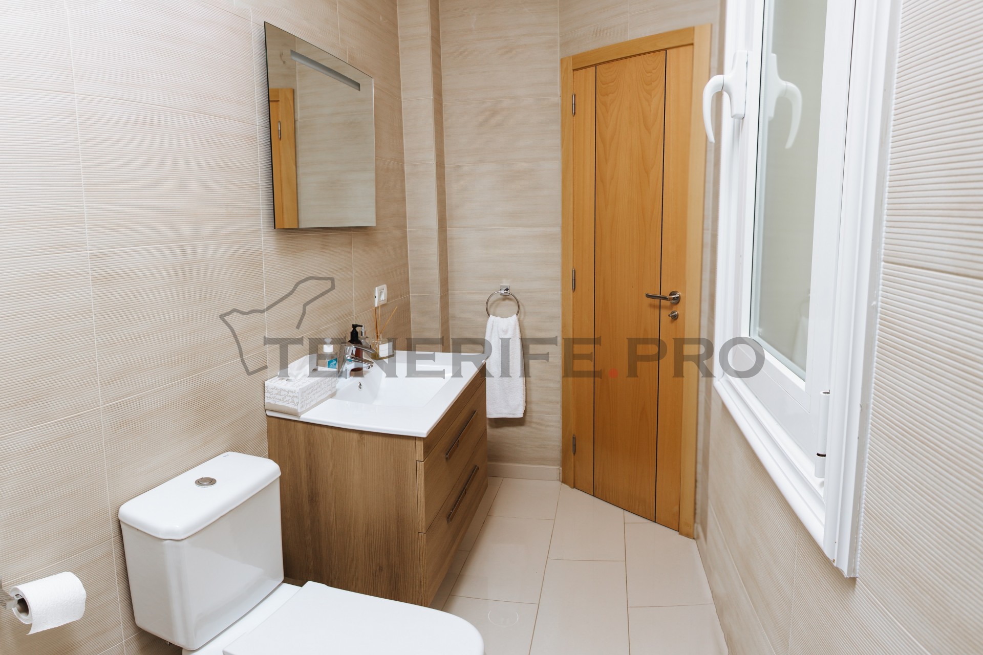 Villa Adeje, Tenerife, Spānijā 5 istabas, 321 m2 Nr. 57825