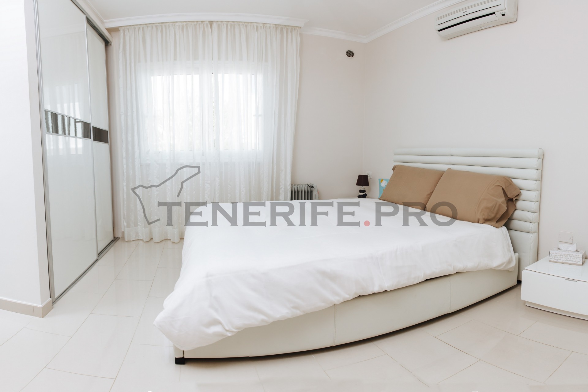 Villa Adeje, Tenerife, Spānijā 5 istabas, 321 m2 Nr. 57825