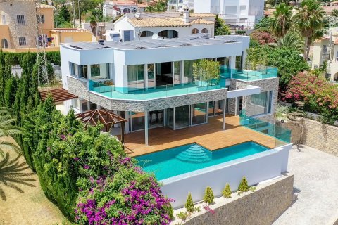 Villa for sale in Calpe, Alicante, Spain 2 bedrooms, 600 sq.m. No. 58399 - photo 1