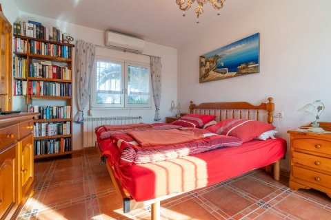 Villa for sale in Playa Flamenca II, Alicante, Spain 2 bedrooms, 130 sq.m. No. 58533 - photo 10