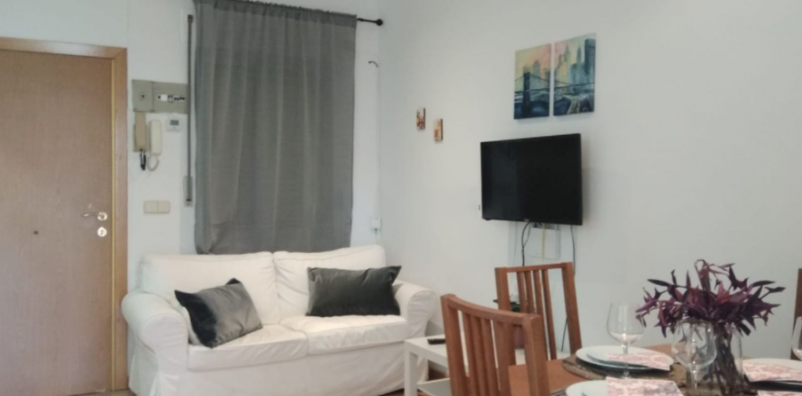 Apartment in Madrid, Spain 2 bedrooms, 60 sq.m. No. 58699