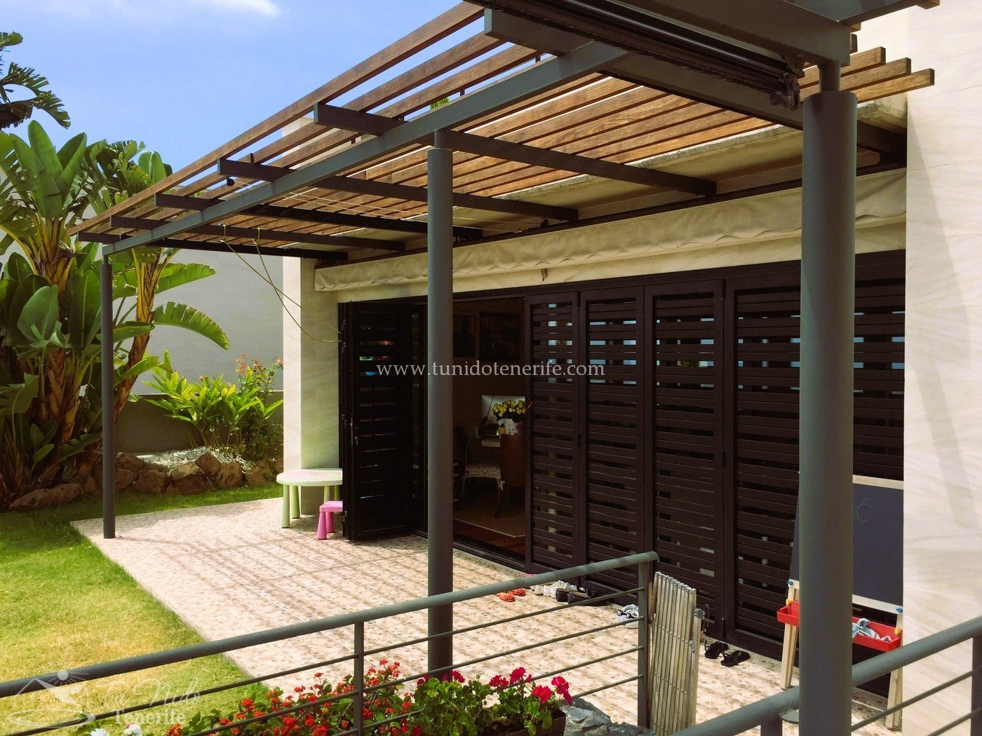 Bungalowi San Eugenio, Tenerife, Espanja 4 makuuhuonetta, 195 m2 No. 59866