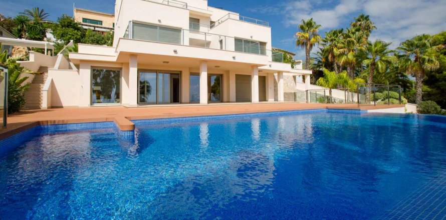 Villa in Moraira, Alicante, Spain 4 bedrooms, 559 sq.m. No. 58860