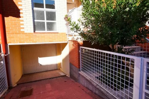 Townhouse for sale in Madrid, Spain 4 bedrooms, 216 sq.m. No. 59147 - photo 3