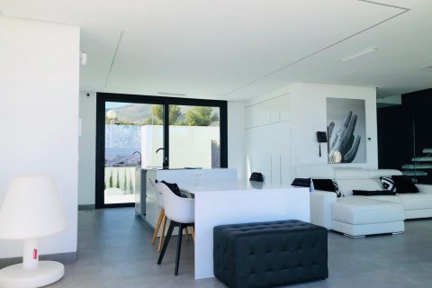 Villa for sale in Polop, Alicante, Spain 3 bedrooms, 800 sq.m. No. 58221 - photo 7