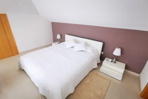 Villa for sale in La Caleta De Interian, Tenerife, Spain 5 bedrooms, 335 sq.m. No. 57829 - photo 8