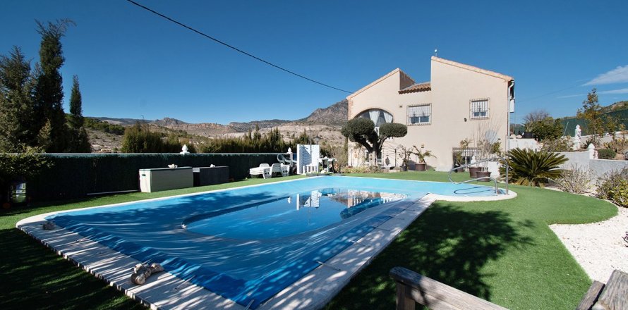 Villa in Alhama de Murcia, Murcia, Spain 4 bedrooms, 210 sq.m. No. 58621