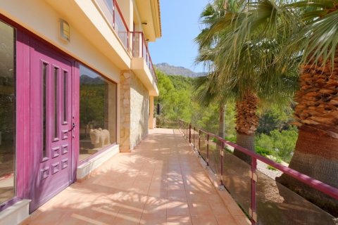 Villa for sale in Altea, Alicante, Spain 6 bedrooms, 950 sq.m. No. 58757 - photo 9