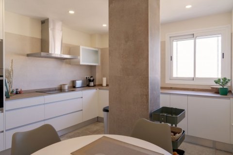 Townhouse for sale in Alicante, Spain 5 bedrooms, 156 sq.m. No. 58759 - photo 7