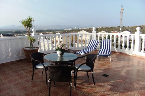 Villa for sale in Gran Alacant, Alicante, Spain 3 bedrooms, 170 sq.m. No. 58588 - photo 2